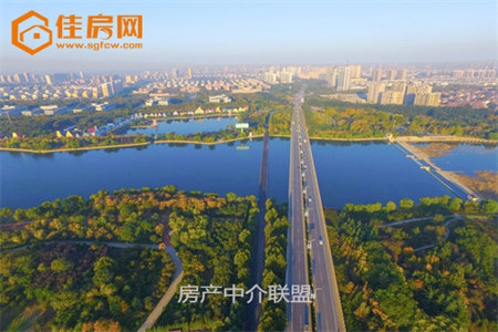 一品南庭3室2厅2卫110m278万